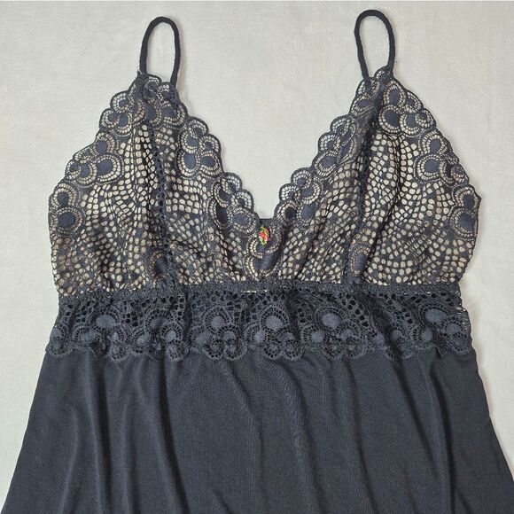 🌿Jessica simpson lingerie cami top/Pajamas top. Size L. - Picture 2 of 11